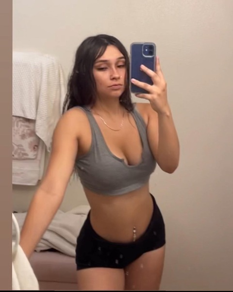aamberi OnlyFans Leaks 

 picture 2