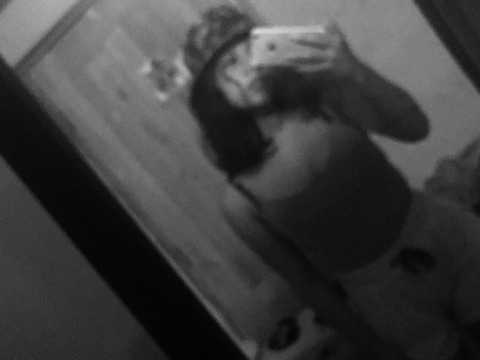 View aannee007 OnlyFans content for free 

 picture 2