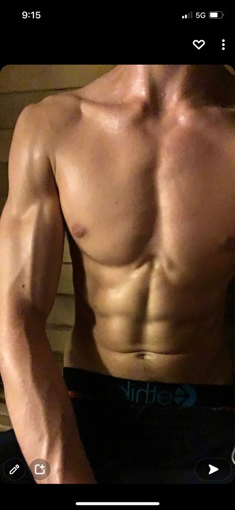 Download aaronb5 OnlyFans content for free 

 picture 2