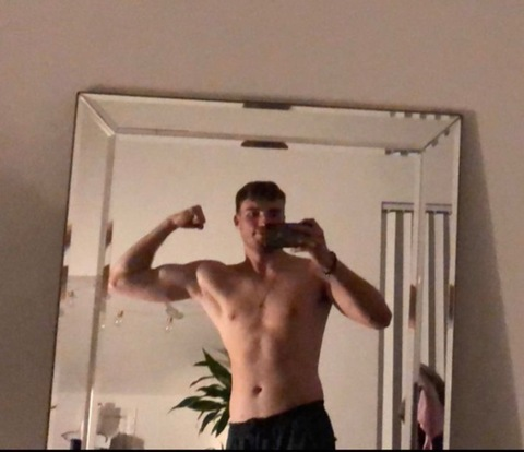 aarongeorge0601 (Aarongeorge0601) OnlyFans Leaked Pictures & Videos 

 picture 2