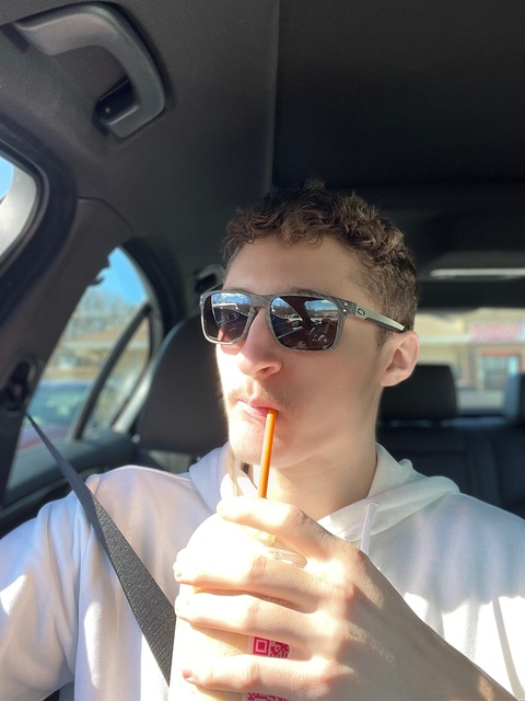 Get Free access to @aaronlennoxxxvip Leaked OnlyFans 

 picture 2