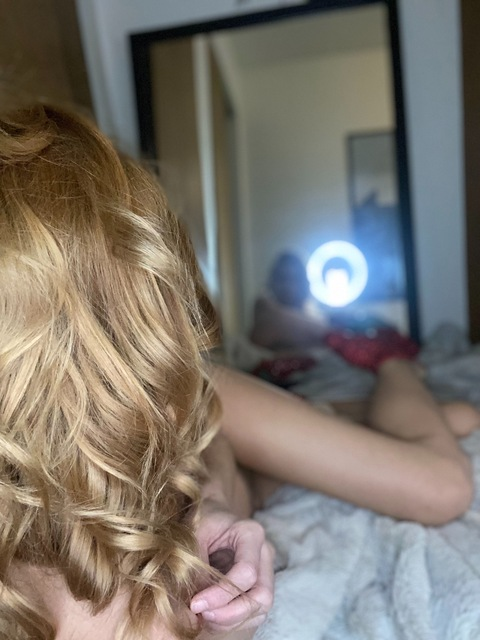 View abbylynn21 (Abby Lynn vip) OnlyFans 64 Photos and 12 Videos leaks 

 picture 2