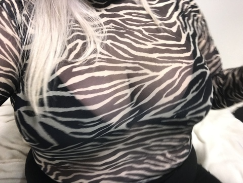 abieliza OnlyFans Leaked 

 picture 2
