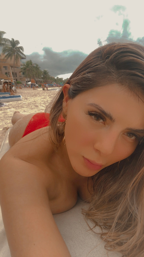 abiileed OnlyFans Leak (12 Photos and 2 Videos) 

 picture 2