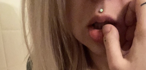 acoalminecanary OnlyFans Leak (39 Photos and 8 Videos) 

 picture 2