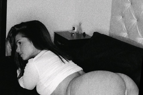 addieshy OnlyFans Leak 

 picture 2