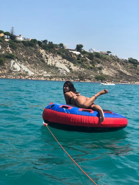 adelecri (Adele🔥) free OnlyFans Leaks 

 picture 2