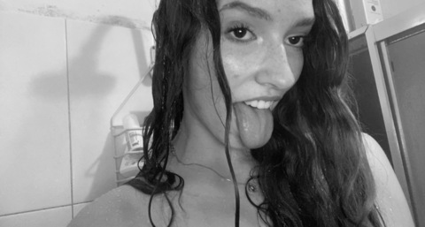 View Adella Bisckie (adellabisckie) OnlyFans 7 Photos and 4 Videos leaks 

 picture 2