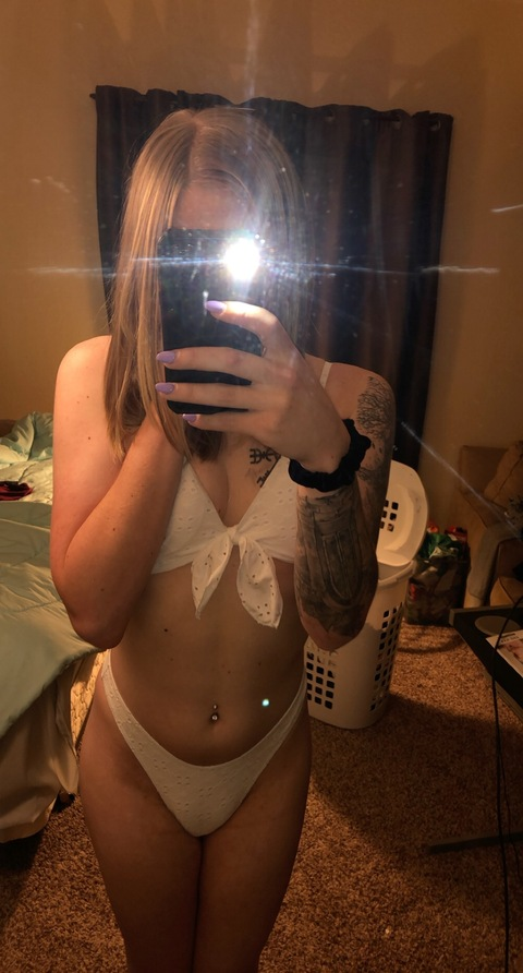 View adoramoon OnlyFans videos and photos for free 

 picture 2