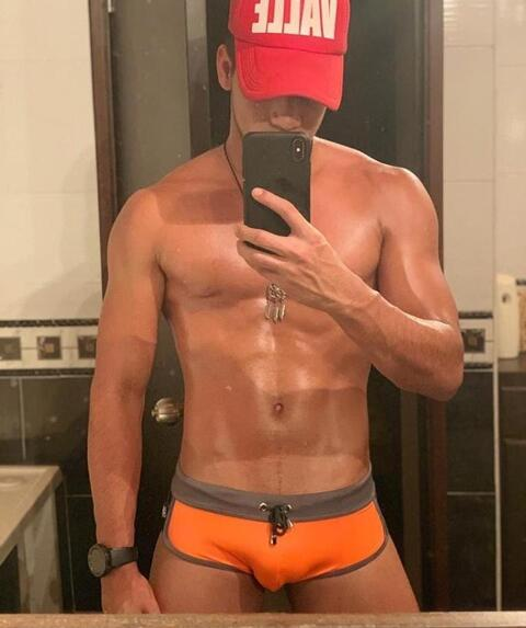 @adrian_andres01 leaks Onlyfans content for free 

 picture 2