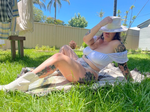 View agentred OnlyFans content for free 

 picture 2