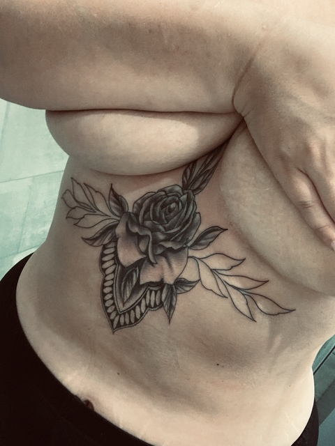 View aimeeroythorne (Aimee) OnlyFans 28 Photos and 4 Videos gallery 

 picture 2