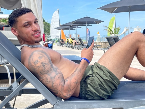 Download airthugger OnlyFans videos and photos for free 

 picture 2