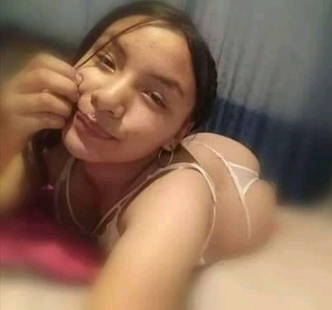 aislyn OnlyFans Leaked (0 Photos and 0 Videos) 

 picture 2