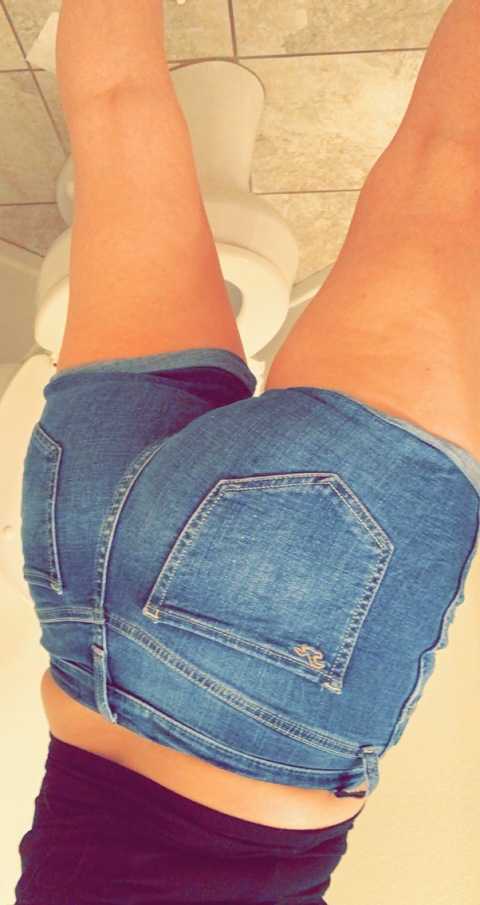 View ALE-A (ale-a) OnlyFans 0 Photos and 1 Videos leaks 

 picture 2