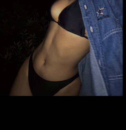 alejandracollazo (Angela) free OnlyFans content 

 picture 2