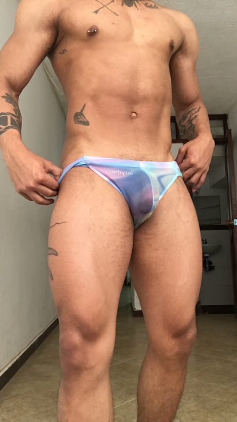 alejoaguilarxxx OnlyFans Leaked Photos and Videos 

 picture 2