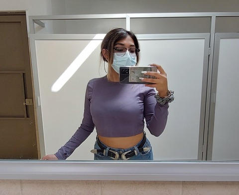 @aleli_gray leaks Onlyfans photos for free 

 picture 2