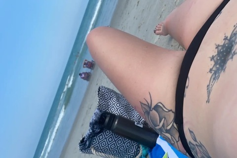 Onlyfans leak alesa_may 

 picture 2