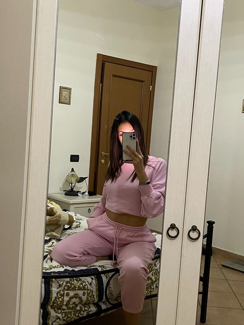 Download alessandrachiara OnlyFans content for free 

 picture 2