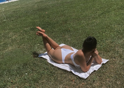 View alessiah OnlyFans content for free 

 picture 2
