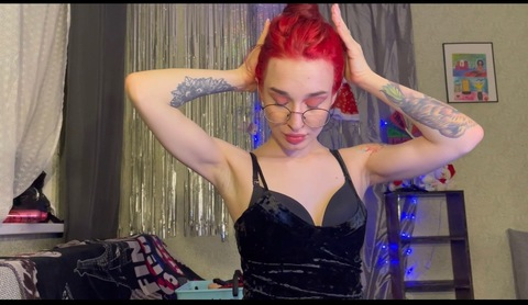 alettapearl (ALETTAPEARL) OnlyFans content 

 picture 2
