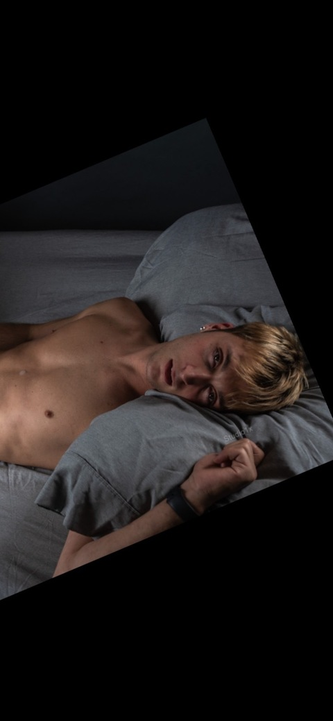 Download alexander_ray OnlyFans content free 

 picture 2