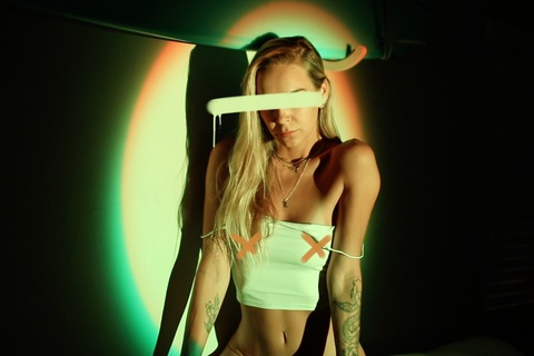View alexaprilx OnlyFans videos and photos for free 

 picture 2