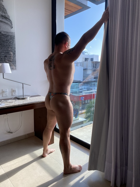 alexbodybldr OnlyFans Leak 

 picture 2
