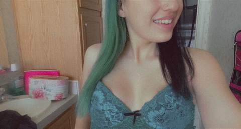 alexis.xox OnlyFans Leaked (47 Photos and 39 Videos) 

 picture 2