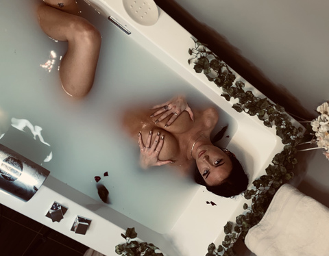 Onlyfans leak alexisdrifter 

 picture 2