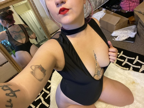 alexivalentine (Alexi) free OnlyFans Leaked Pictures and Videos 

 picture 2