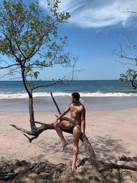 View alexmonte791 OnlyFans videos and photos for free 

 picture 2