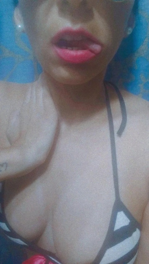 alexx2022 OnlyFans Leaked 

 picture 2