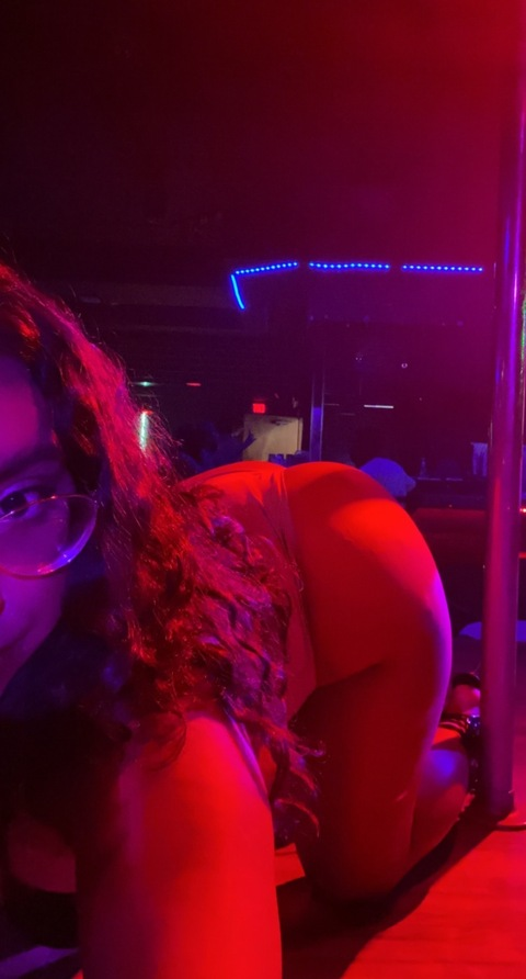 ali_renee97 OnlyFans Leak 

 picture 2