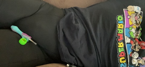 alice420amab OnlyFans Leaked (323 Photos and 112 Videos) 

 picture 2
