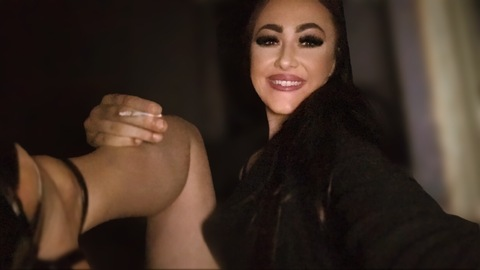 @alice5610 leaks Onlyfans videos for free 

 picture 2