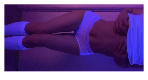 alicepleasance5452 (Alice Pleasance) OnlyFans Leaked Videos and Pictures 

 picture 2