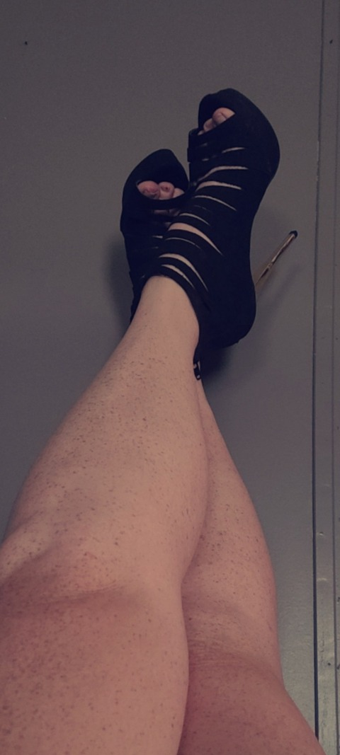 aliciadanielle OnlyFans Leaks 

 picture 2