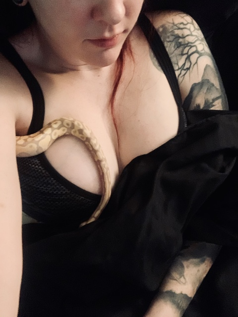 Get Free access to @aliciamalicia444 (Alicia) Leaked OnlyFans 

 picture 2