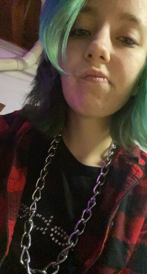 View aliensrcominglol OnlyFans content for free 

 picture 2