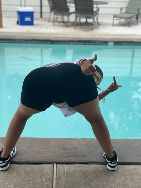 View Alize (alize1014) OnlyFans 3 Photos and 13 Videos gallery 

 picture 2
