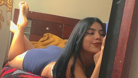 alizonocampo OnlyFans Leak 

 picture 2