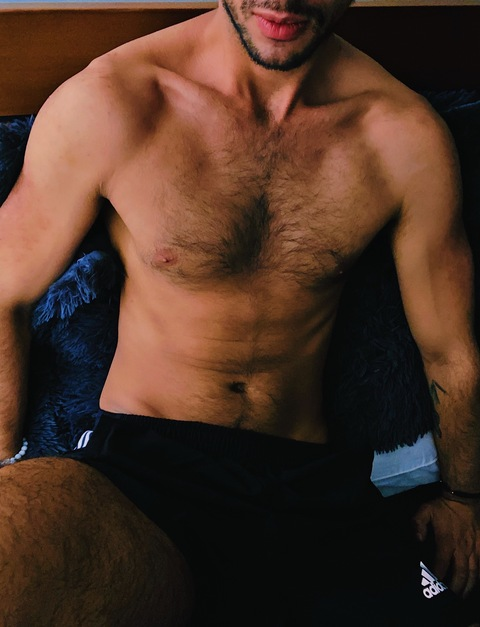 almartinim OnlyFans Leaked (14 Photos and 5 Videos) 

 picture 2