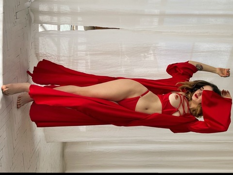 View alonkasha (Elena Shafinska) OnlyFans 65 Photos and 17 Videos leaks 

 picture 2