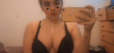 alouise1999x OnlyFans Leaked Photos and Videos 

 picture 2