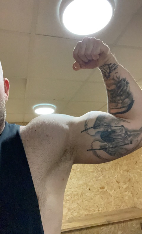 alphanor OnlyFans Leak (28 Photos and 61 Videos) 

 picture 2