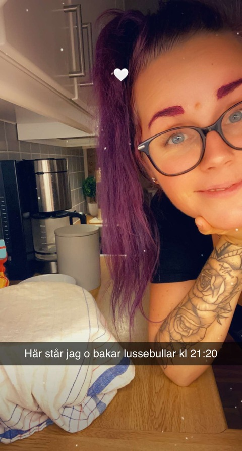 alpinaa OnlyFans Leaked Photos and Videos 

 picture 2