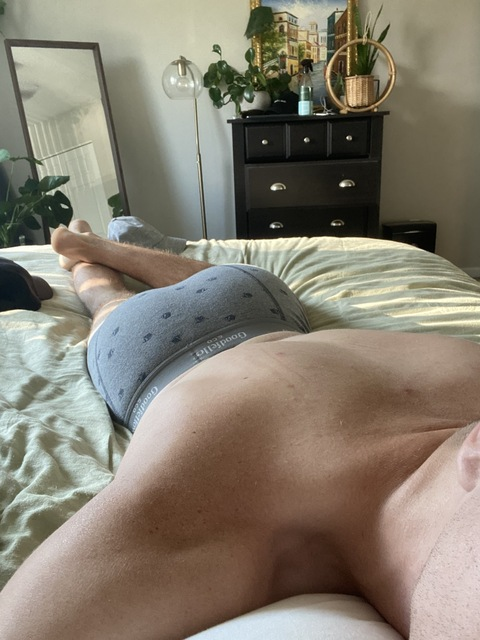 View alt_ish OnlyFans content for free 

 picture 2