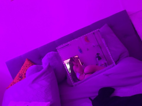 always_aria (Aria 🦋) OnlyFans content 

 picture 2